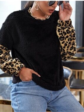 Faux Fur Black Pullover Top with Leopard Print Sleeves (L)